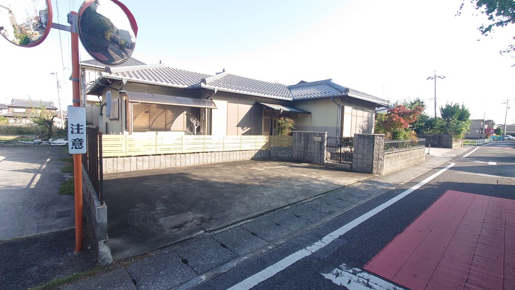 現地南側道路より撮影